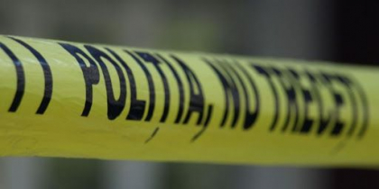 Un barbat mort - gasit intr-o statie de troleibuz din capitala. Trecatorii au alertat politia