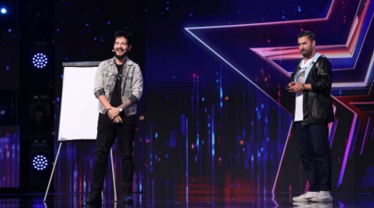 Romanii au talent 2021: Cristian Pestritu, momentul spectaculos de magie cu care i-a uimit pe jurati - VIDEO Romanii au talent 2021: Cristian Pestritu, momentul spectaculos de magie cu care i-a uimit pe jurati - VIDEO