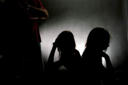 Gaseau tinere si le impuneau sa se prostitueze in Franta. Doua moldovence - retinute Gaseau tinere si le impuneau sa se prostitueze in Franta. Doua moldovence - retinute