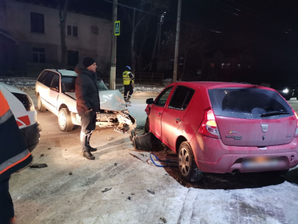 Accident grav la Balti. O minora a ajuns la spital, lovita de un automobil - FOTO Accident grav la Balti. O minora a ajuns la spital, lovita de un automobil - FOTO