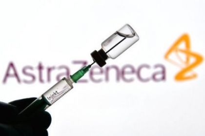 Luni incepe vaccinarea romanilor impotriva COVID-19 cu vaccinul AstraZeneca
Luni incepe vaccinarea romanilor impotriva COVID-19 cu vaccinul AstraZeneca