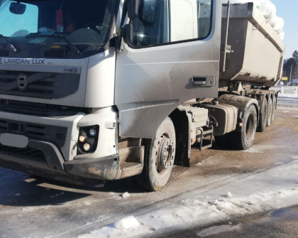 Peste 20 de soferi au ramas fara placute de inmatriculare, iar mai multi operatori s-au ales cu amenda. Incalcarile depistate de ANTA - GALERIE FOTO Peste 20 de soferi au ramas fara placute de inmatriculare, iar mai multi operatori s-au ales cu amenda. Incalcarile depistate de ANTA - GALERIE FOTO