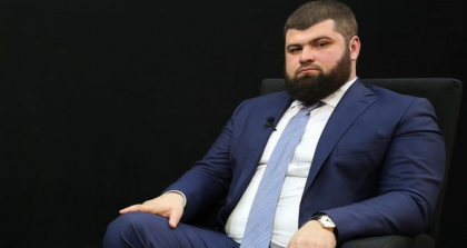 DOC/ Deputatul socialist Uzun a scapat de statutul de invinuit intr-un dosar privind „vatamarea corporala” si „huliganism”. Dosarul a ajuns pana la CSJ, fiind sesizata si Inalta Curte - ZDG.MD