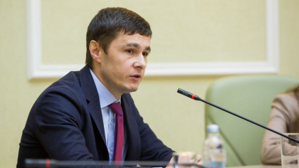 Ministrul Justitiei in exercitiu - nedumerit: "Este absolut neclar de ce Curtea a decis sa examineze constitutionalitatea decretului Presedintelui" Ministrul Justitiei in exercitiu - nedumerit: "Este absolut neclar de ce Curtea a decis sa examineze constitutionalitatea decretului Presedintelui"