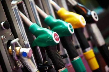 S-au scumpit carburantii. Cat costa, de azi, benzina, motorina si gazul - FOTO