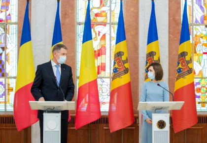 13 camioane cu ajutor umanitar din Romania, de circa 2,3 milioane de euro, vor ajunge maine la Chisinau. Ceremonia va fi in PMAN 13 camioane cu ajutor umanitar din Romania, de circa 2,3 milioane de euro, vor ajunge maine la Chisinau. Ceremonia va fi in PMAN