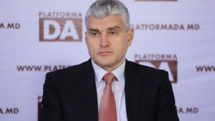 Platforma DA cere audieri in plenul Parlamentului pe subiectul majorarii preturilor la carburanti / DOC