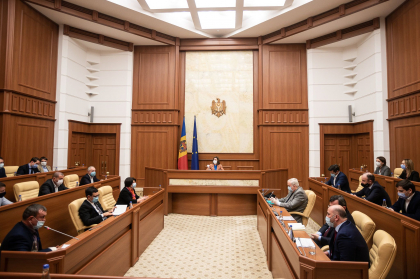 Presedintia a organizat o sedinta comuna a reprezentantilor sistemului bancar si ai agricultorilor din Moldova. Maia Sandu: "Am cautat impreuna solutii" Presedintia a organizat o sedinta comuna a reprezentantilor sistemului bancar si ai agricultorilor din Moldova. Maia Sandu: "Am cautat impreuna solutii"