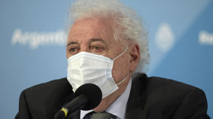 Scandal urias in Argentina: Ministrul sanatatii si-a vaccinat prietenii in minister, inaintea persoanelor in varsta Scandal urias in Argentina: Ministrul sanatatii si-a vaccinat prietenii in minister, inaintea persoanelor in varsta