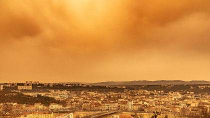 Un alt nor de praf saharian urmeaza sa ajunga deasupra Europei in acest weekend Un alt nor de praf saharian urmeaza sa ajunga deasupra Europei in acest weekend