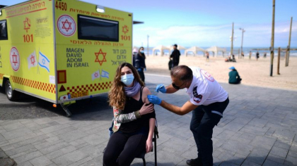 Israelul incepe sa se redeschida, dupa ce procentul populatiei vaccinate a ajuns la aproape 50% Israelul incepe sa se redeschida, dupa ce procentul populatiei vaccinate a ajuns la aproape 50%
