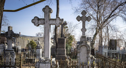 Hotararea de repunere in functie a directorului cimitirului "Sfantul Lazar", contestata Hotararea de repunere in functie a directorului cimitirului "Sfantul Lazar", contestata