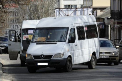 Greva in capitala. Microbuzele private nu circula in semn de protest