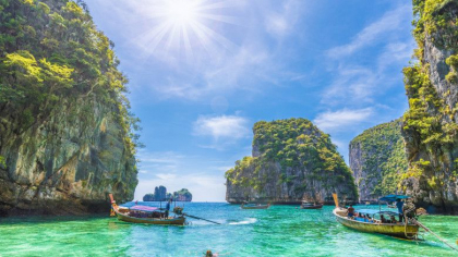 Thailanda intentioneaza sa primeasca turisti vaccinati fara restrictii. Planul autoritatilor Thailanda intentioneaza sa primeasca turisti vaccinati fara restrictii. Planul autoritatilor