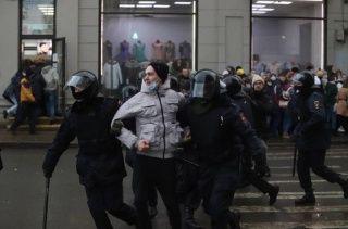 Imagini violente dintr-o inchisoare din Rusia: Cum sunt torturati detinutii - VIDEO