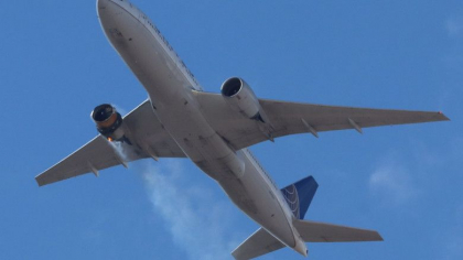 O aeronava Boeing 777 a aterizat de urgenta la Moscova, din cauza unor probleme la motor O aeronava Boeing 777 a aterizat de urgenta la Moscova, din cauza unor probleme la motor