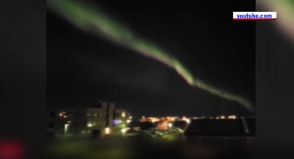 Imagini spectaculoase cu aurora boreala au fost surprinse in Reykjavik, capitala Islandei Imagini spectaculoase cu aurora boreala au fost surprinse in Reykjavik, capitala Islandei