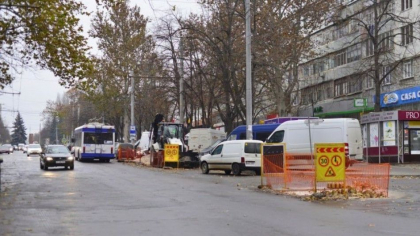 Atentie, soferi! Trafic sistat pe un tronson de pe strada Ion Creaga pe parcursul lunii martie. Unele rute de transport public isi vor schimba itinerarul Atentie, soferi! Trafic sistat pe un tronson de pe strada Ion Creaga pe parcursul lunii martie. Unele rute de transport public isi vor schimba itinerarul