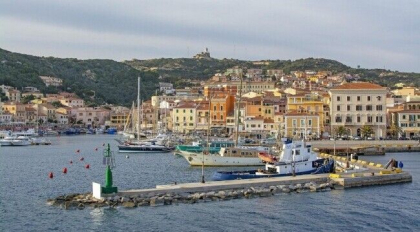 In timp ce Europa reintroduce restrictii, o indragita destinatie turistica din Italia e aproape libera de Covid In timp ce Europa reintroduce restrictii, o indragita destinatie turistica din Italia e aproape libera de Covid