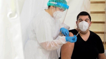 Studiu: persoanele obeze dezvolta mai putini anticorpi dupa vaccinarea cu Pfizer Studiu: persoanele obeze dezvolta mai putini anticorpi dupa vaccinarea cu Pfizer