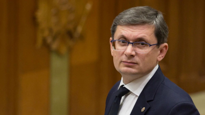 Deputat PAS, dupa ultimatumul dat de Igor Dodon: "Increderea intre partenerii de dialog nu se obtine prin limbaj violent si amenintari" Deputat PAS, dupa ultimatumul dat de Igor Dodon: "Increderea intre partenerii de dialog nu se obtine prin limbaj violent si amenintari"