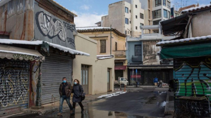 Grecia anunta restrictii suplimentare pentru perioada „cea mai dura” a pandemiei COVID