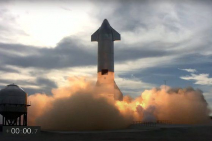 SpaceX ii da emotii lui Elon Musk. Aterizare exploziva, la propriu, pentru o racheta Starship - VIDEO