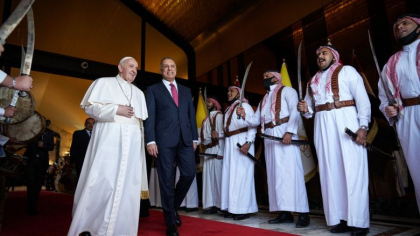 Cum a fost intampinat Papa Francisc in Irak. Imaginile unei vizite istorice Cum a fost intampinat Papa Francisc in Irak. Imaginile unei vizite istorice