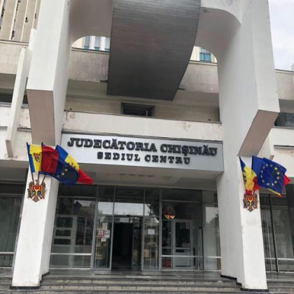 Judecatoria Chisinau va activa in regim special pentru a preveni raspandirea infectiilor de virusul COVID-19 / DOC Judecatoria Chisinau va activa in regim special pentru a preveni raspandirea infectiilor de virusul COVID-19 / DOC