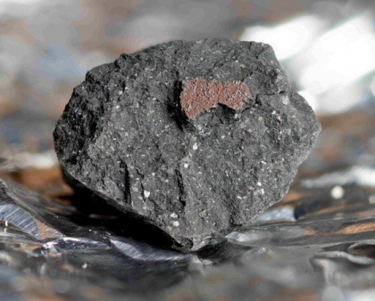 Un meteorit rar a cazut in Marea Britanie. Roca spatiala contine materiale ce ar putea explica aparitia vietii pe pamant
