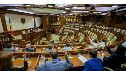 Maine, partidele politice urmeaza sa voteze proiectul de lege care permite Guvernului sa procure cat mai rapid vaccin anti-covid. Declaratiile facute la InPROfunzime Maine, partidele politice urmeaza sa voteze proiectul de lege care permite Guvernului sa procure cat mai rapid vaccin anti-covid. Declaratiile facute la InPROfunzime