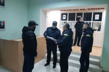 Un cetatean strain, care se afla in cautare pentru escrocherie, retinut de ofiterii Biroului migratie si azil
