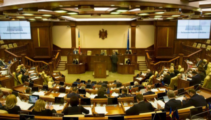 Vot de neincredere pentru conducerea ANRE. Parlamentul a calificat activitatea conducerii ineficienta Vot de neincredere pentru conducerea ANRE. Parlamentul a calificat activitatea conducerii ineficienta