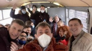 Interventie in forta a politiei din Rusia la o reuniune a opozitiei: In jur de 150 de activisti si lideri politici au fost arestati - VIDEO Interventie in forta a politiei din Rusia la o reuniune a opozitiei: In jur de 150 de activisti si lideri politici au fost arestati - VIDEO