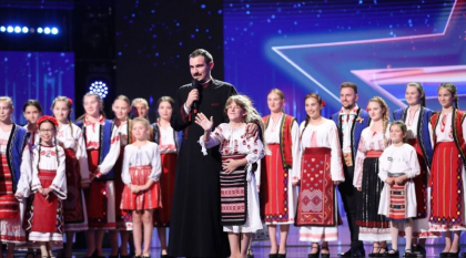 Romanii au talent 2021: Corala “Nihil Sine Deo” a ajuns la inimile juratilor cu o melodie despre dragostea de tara Romanii au talent 2021: Corala “Nihil Sine Deo” a ajuns la inimile juratilor cu o melodie despre dragostea de tara