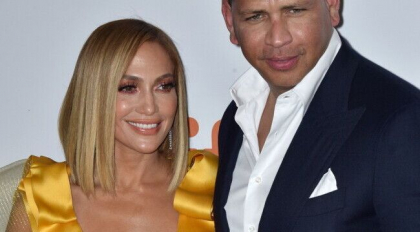 Cum au fost surprinsi Jennifer Lopez si Alex Rodriguez dupa ce au aparut zvonuri privind despartirea lor Cum au fost surprinsi Jennifer Lopez si Alex Rodriguez dupa ce au aparut zvonuri privind despartirea lor