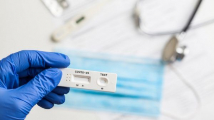 Desi spuneau ca nu sunt eficiente, autoritatile au inceput sa testeze moldovenii cu TESTE RAPIDE pentru diagnosticarea infectiei Covid-19. Iata cum vor fi folosite / DOC Desi spuneau ca nu sunt eficiente, autoritatile au inceput sa testeze moldovenii cu TESTE RAPIDE pentru diagnosticarea infectiei Covid-19. Iata cum vor fi folosite / DOC