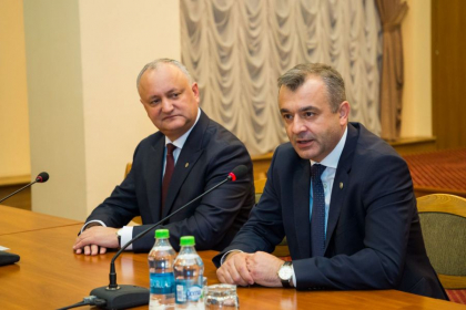 Ion Chicu a fost la sediul PSRM. Care a fost motivul si despre ce a discutat cu liderul fractiunii. Igor Dodon: "I-am propus sa vina in echipa"