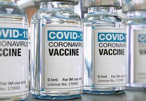 Guvernul a anuntat o licitatie pentru achizitionarea a 400 de mii de doze de vaccin impotriva Covid-19 Guvernul a anuntat o licitatie pentru achizitionarea a 400 de mii de doze de vaccin impotriva Covid-19