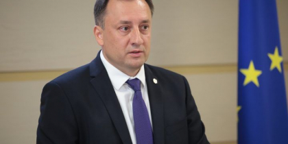 Ultima ora. Deputatul Partidului SOR, Denis Ulanov, a ramas fara imunitate parlamentara Ultima ora. Deputatul Partidului SOR, Denis Ulanov, a ramas fara imunitate parlamentara