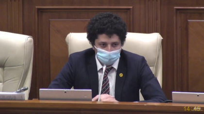Radu Marian, despre deputatii carora li se cere ridicarea imunitatii: "Intr-o tara normala, la aparitia unor astfel de acuzatii din partea Procurorului General, deputatii si-ar fi dat demisia imediat" 