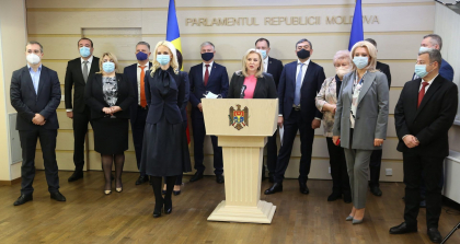 Platforma "Pentru Moldova” nu va vota pentru ridicarea imunitatii deputatilor Denis Ulanov si Petru Jardan: "Nu vom participa la acest spectacol ieftin"