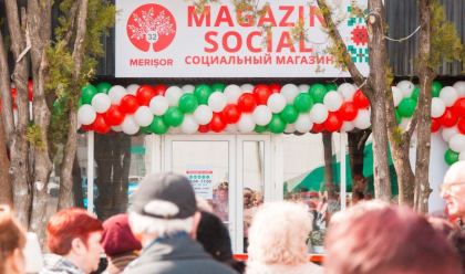 Deputat, despre magazinele sociale "Merisor": "Batranii ma intreaba cat vor mai indura aceste umilinte pentru a economisi cativa banuti, pe niste produse de o calitate indoielnica" / DOC Deputat, despre magazinele sociale "Merisor": "Batranii ma intreaba cat vor mai indura aceste umilinte pentru a economisi cativa banuti, pe niste produse de o calitate indoielnica" / DOC