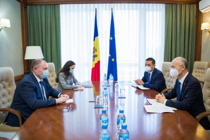 Guvernul Chinei va dona Republicii Moldova un lot mare de doze de vaccin anti-Covid - FOTO Guvernul Chinei va dona Republicii Moldova un lot mare de doze de vaccin anti-Covid - FOTO