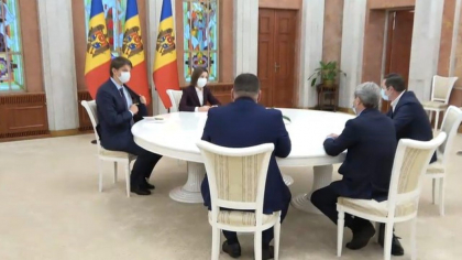 Ultima ora. PSRM si "Pentru Moldova" nu vor merge la consultari cu Maia Sandu: "Nu putem lipsi de la sedinta Parlamentului" Ultima ora. PSRM si "Pentru Moldova" nu vor merge la consultari cu Maia Sandu: "Nu putem lipsi de la sedinta Parlamentului"