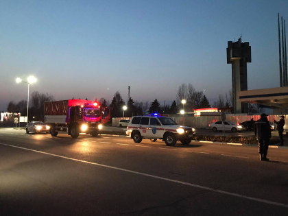 Cele peste 50 de mii de doze de vaccin anticovid oferite de Romania au ajuns in Moldova. Camionul - intampinat la vama Leuseni - VIDEO/FOTO Cele peste 50 de mii de doze de vaccin anticovid oferite de Romania au ajuns in Moldova. Camionul - intampinat la vama Leuseni - VIDEO/FOTO