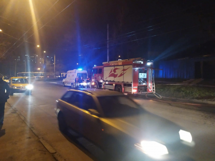 Noi imagini de la puternicul incendiu care a cuprins o casa cu doua nivele in sectorul Buiucani - FOTO/VIDEO Noi imagini de la puternicul incendiu care a cuprins o casa cu doua nivele in sectorul Buiucani - FOTO/VIDEO