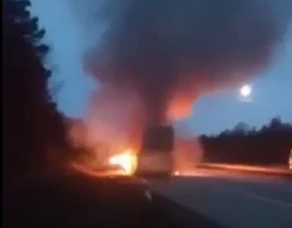 Un autocar din Moldova, care se intorcea din Marea Britanie, mistuit de flacari pe o sosea din Germania. Ministerul de Externe vine cu detalii