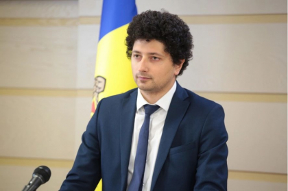 Radu Marian: “Graul transportat la Giurgiulesti este intr-adevar din rezerva de stat si este destinat exporturilor" Radu Marian: “Graul transportat la Giurgiulesti este intr-adevar din rezerva de stat si este destinat exporturilor"