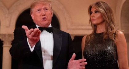 Donald Trump a facut show la o nunta in Florida. In loc sa vorbeasca despre cuplul casatorit, acesta a criticat politica lui Joe Biden 